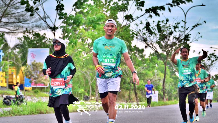 Race photo from Arutmin Borneo Run 2024