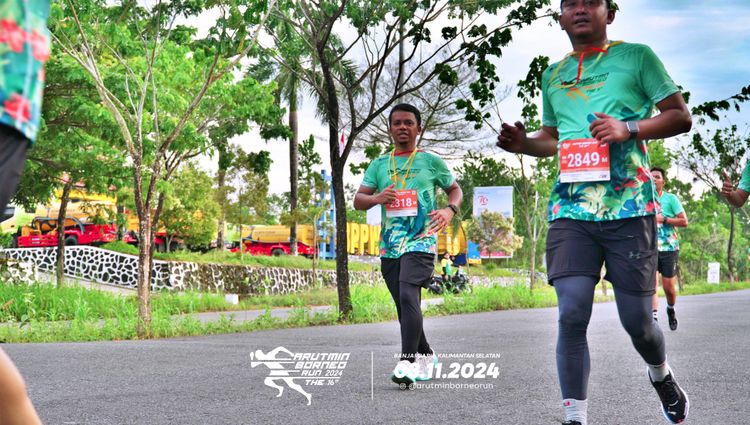 Race photo from Arutmin Borneo Run 2024