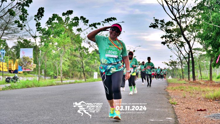 Race photo from Arutmin Borneo Run 2024