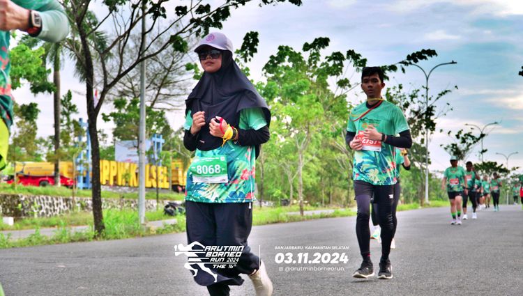 Race photo from Arutmin Borneo Run 2024