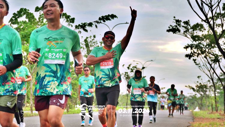 Race photo from Arutmin Borneo Run 2024