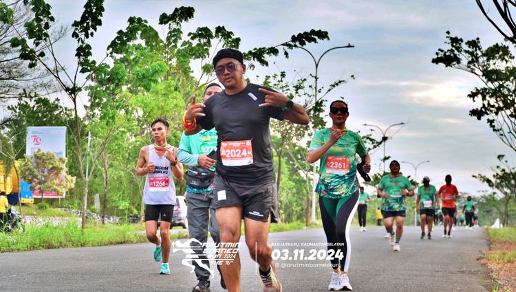Race photo from Arutmin Borneo Run 2024
