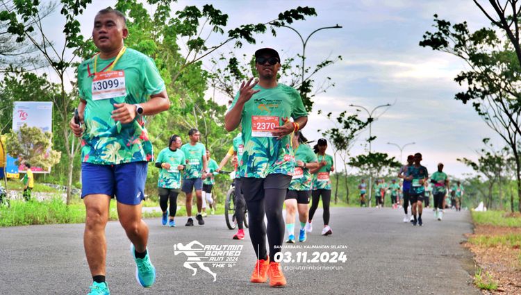 Race photo from Arutmin Borneo Run 2024