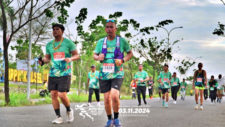 Race photo from Arutmin Borneo Run 2024
