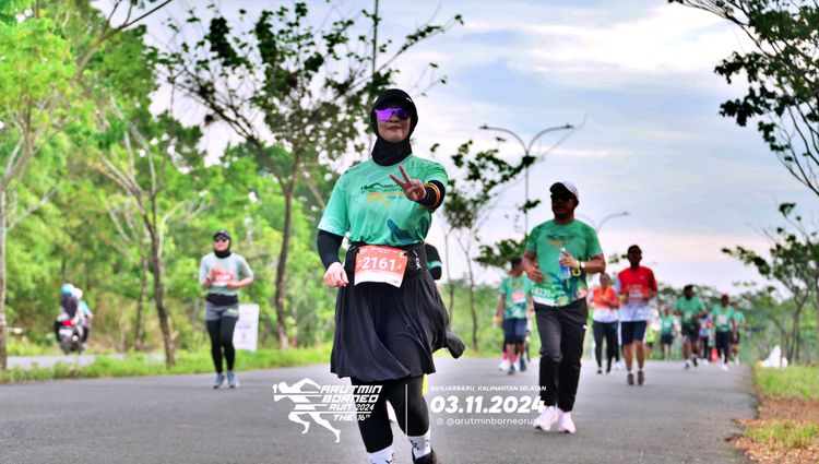 Race photo from Arutmin Borneo Run 2024