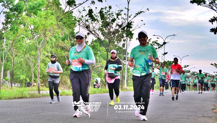 Race photo from Arutmin Borneo Run 2024