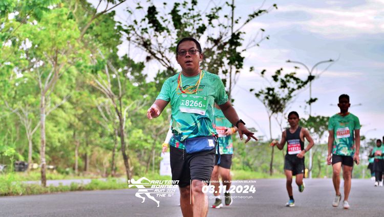 Race photo from Arutmin Borneo Run 2024