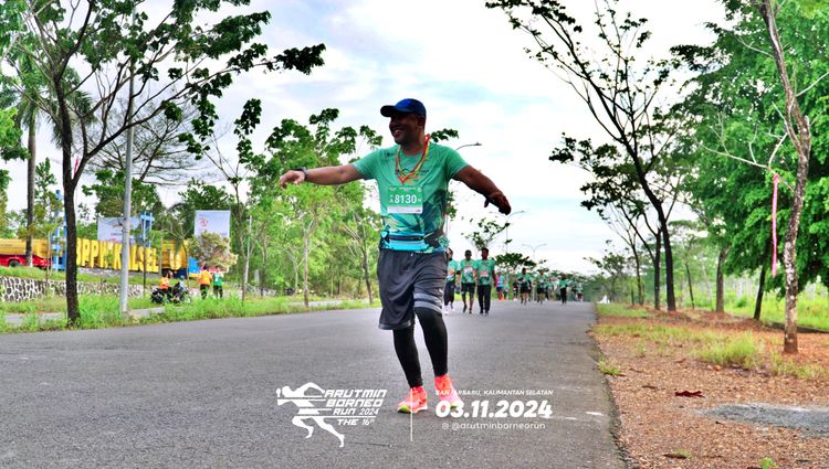Race photo from Arutmin Borneo Run 2024
