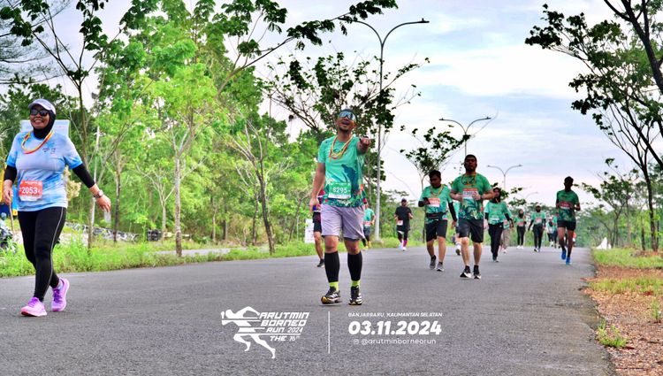 Race photo from Arutmin Borneo Run 2024