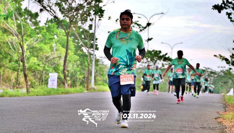 Race photo from Arutmin Borneo Run 2024