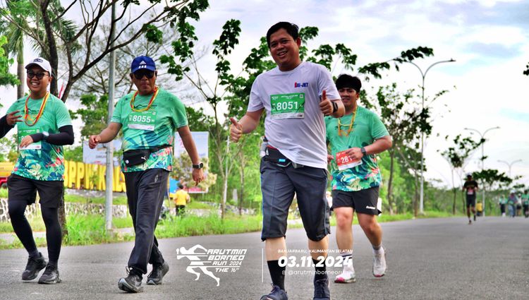 Race photo from Arutmin Borneo Run 2024