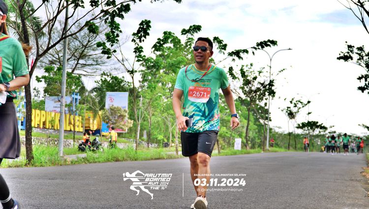 Race photo from Arutmin Borneo Run 2024