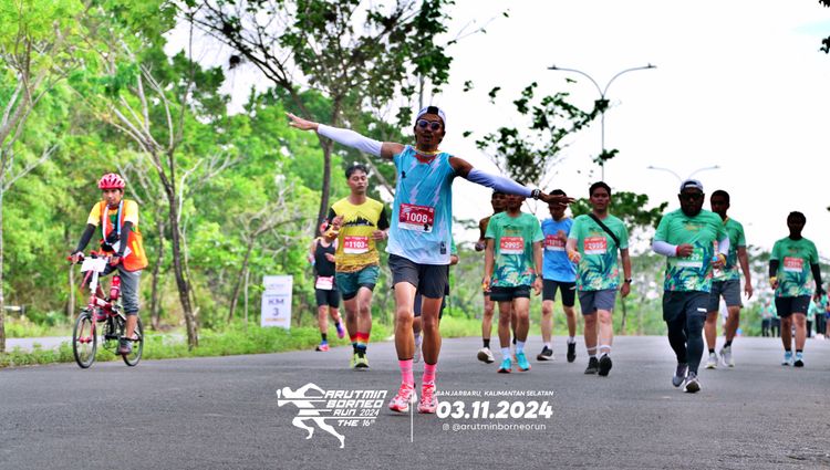 Race photo from Arutmin Borneo Run 2024