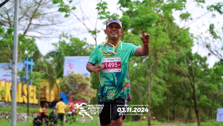 Race photo from Arutmin Borneo Run 2024