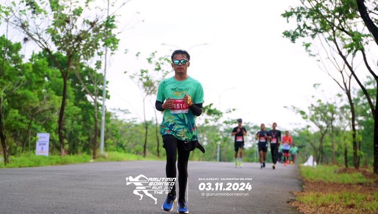 Race photo from Arutmin Borneo Run 2024