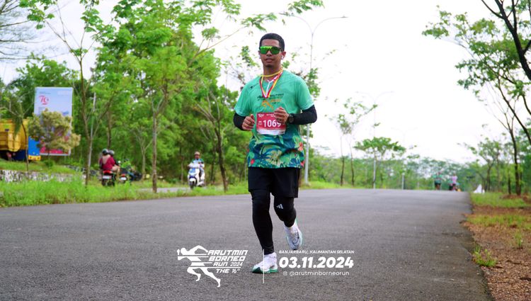 Race photo from Arutmin Borneo Run 2024