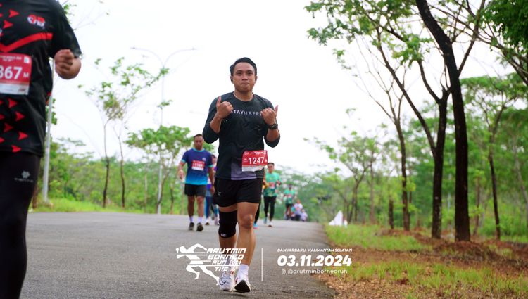 Race photo from Arutmin Borneo Run 2024