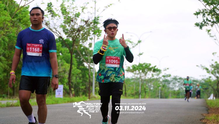 Race photo from Arutmin Borneo Run 2024