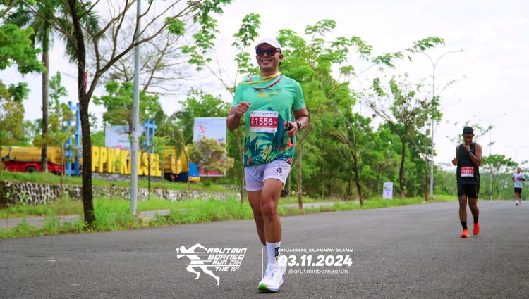 Race photo from Arutmin Borneo Run 2024