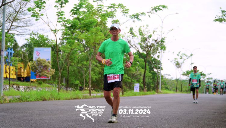 Race photo from Arutmin Borneo Run 2024
