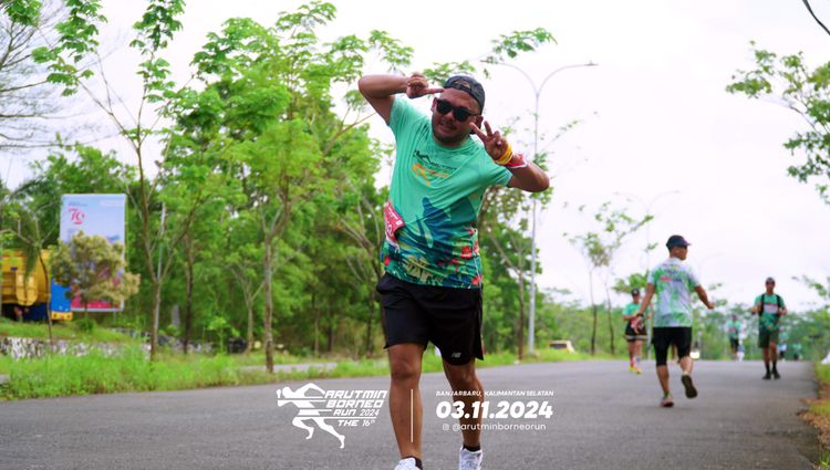 Race photo from Arutmin Borneo Run 2024