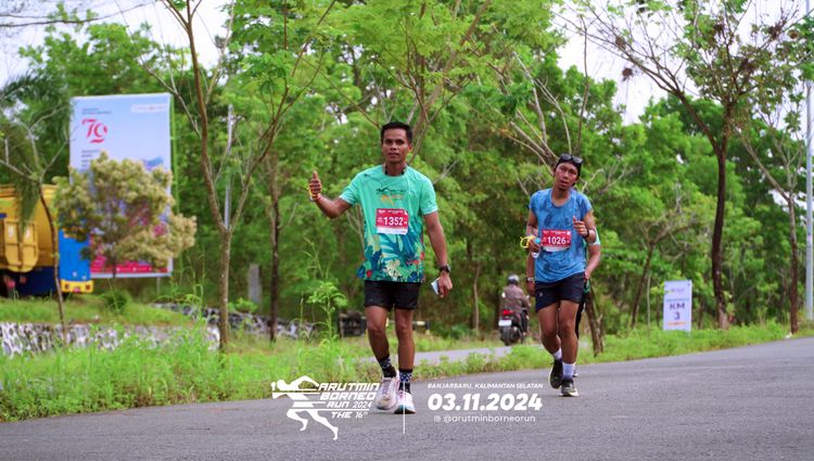 Race photo from Arutmin Borneo Run 2024