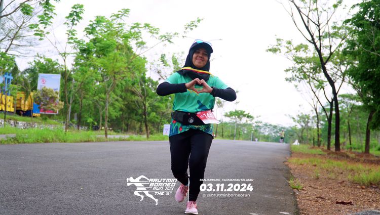 Race photo from Arutmin Borneo Run 2024