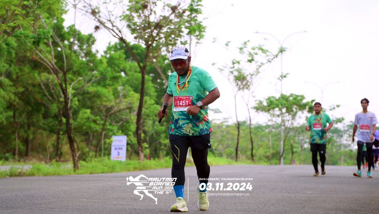 Race photo from Arutmin Borneo Run 2024