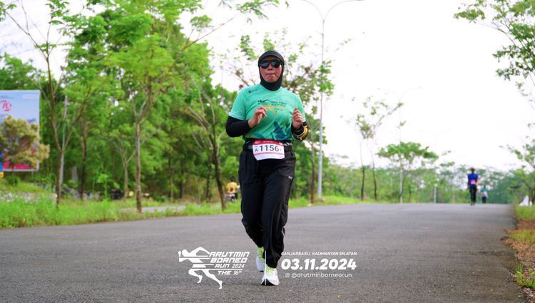 Race photo from Arutmin Borneo Run 2024