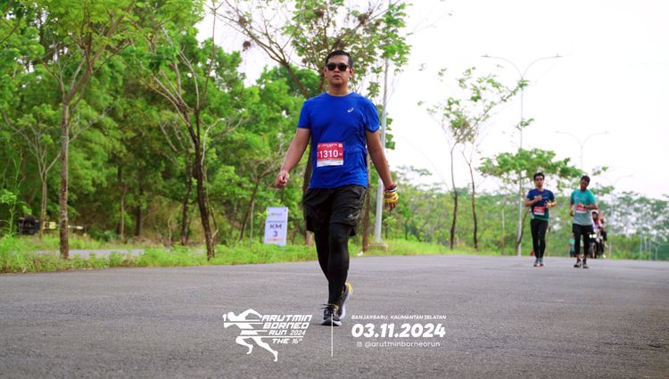 Race photo from Arutmin Borneo Run 2024