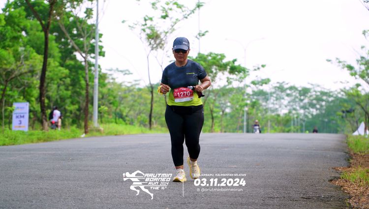 Race photo from Arutmin Borneo Run 2024