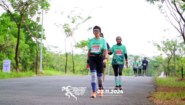 Race photo from Arutmin Borneo Run 2024