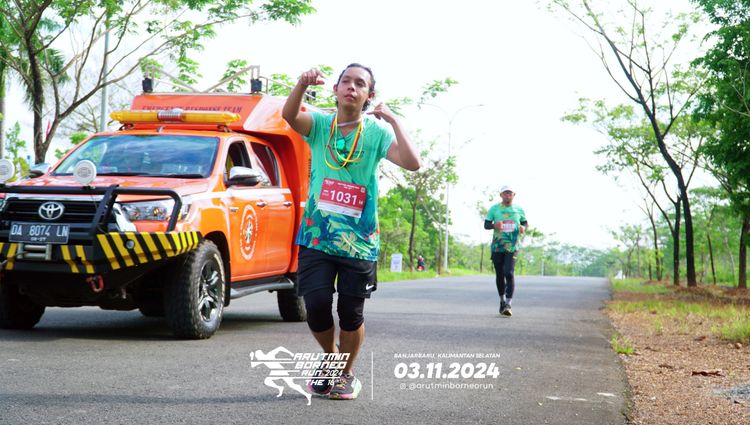 Race photo from Arutmin Borneo Run 2024