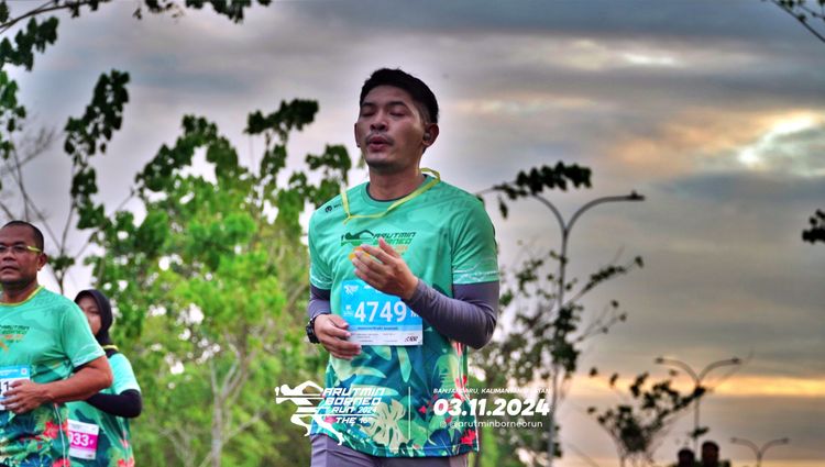 Race photo from Arutmin Borneo Run 2024