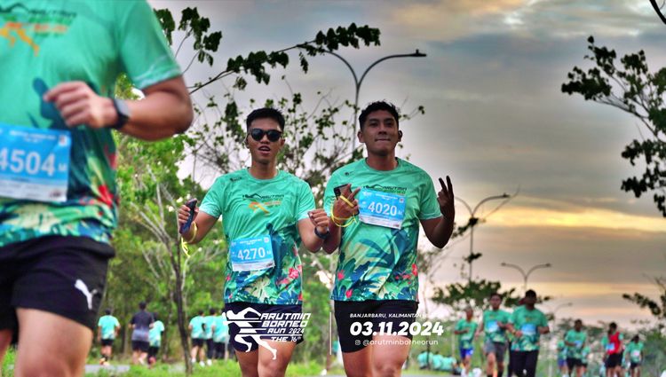 Race photo from Arutmin Borneo Run 2024