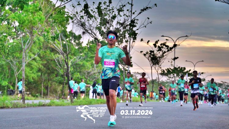Race photo from Arutmin Borneo Run 2024