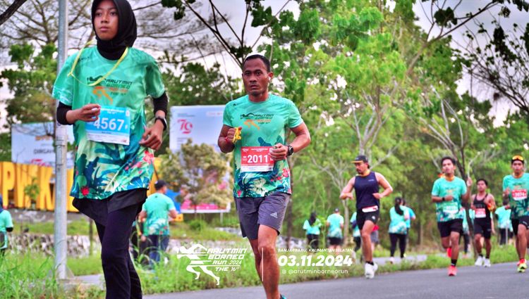 Race photo from Arutmin Borneo Run 2024