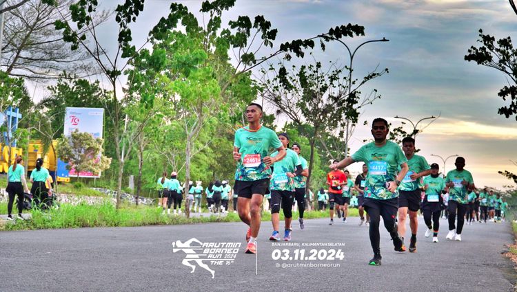 Race photo from Arutmin Borneo Run 2024