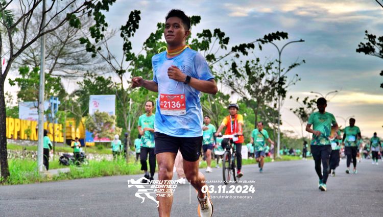 Race photo from Arutmin Borneo Run 2024