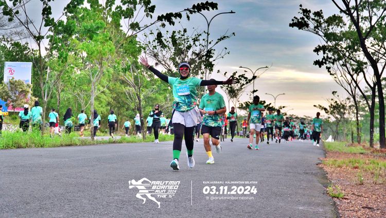 Race photo from Arutmin Borneo Run 2024