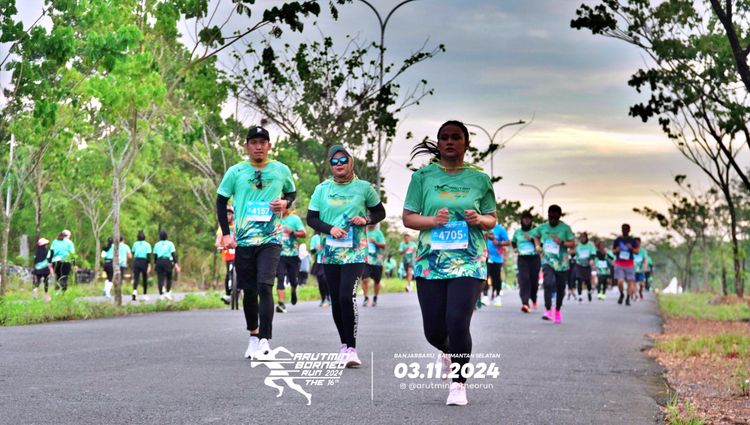 Race photo from Arutmin Borneo Run 2024