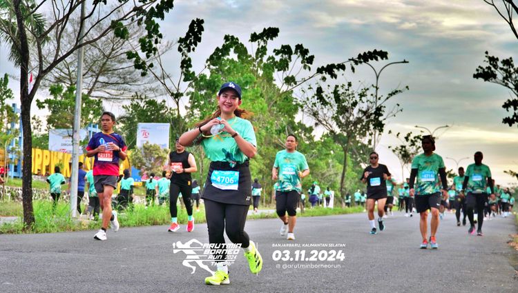 Race photo from Arutmin Borneo Run 2024