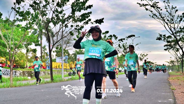 Race photo from Arutmin Borneo Run 2024