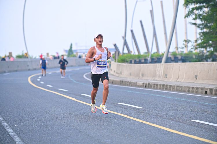 Race photo from NOTARACE 2025
