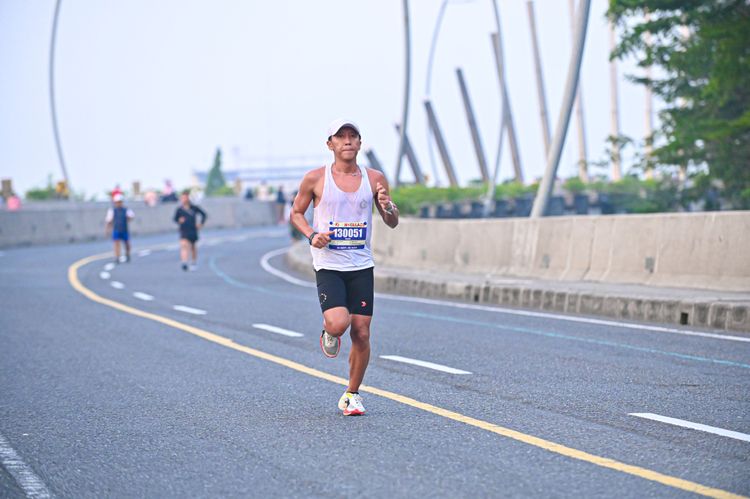 Race photo from NOTARACE 2025