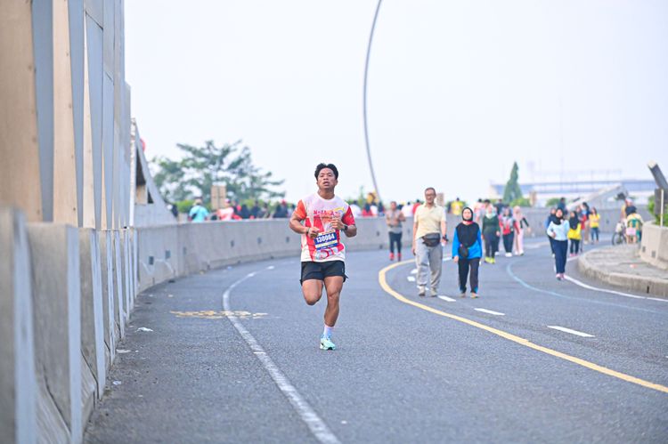 Race photo from NOTARACE 2025