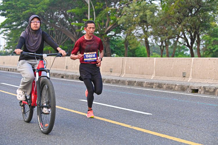 Race photo from NOTARACE 2025