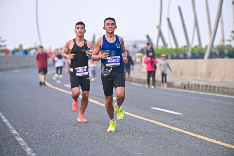 Race photo from NOTARACE 2025