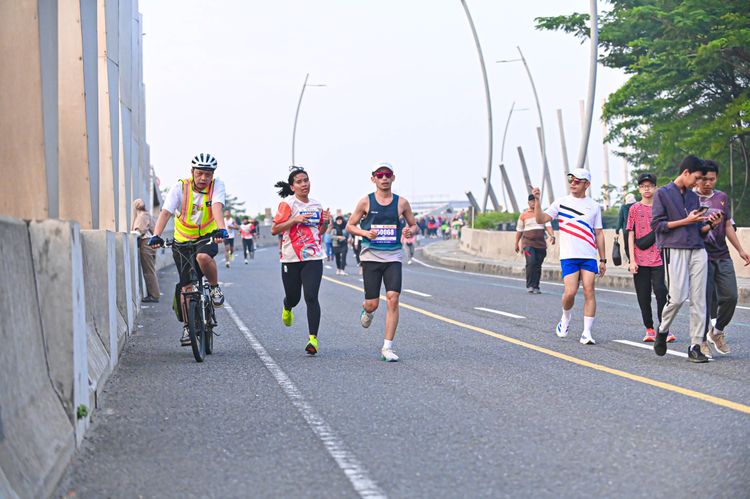 Race photo from NOTARACE 2025