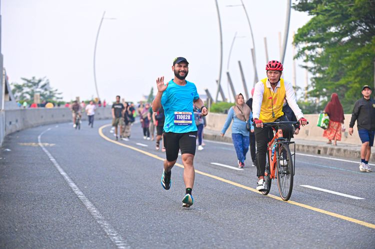 Race photo from NOTARACE 2025